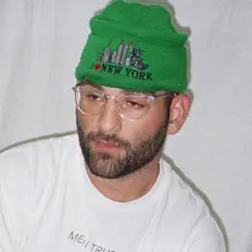 Ouça SEEM, assista a videoclipes, leia a biografia, veja as datas das turnês e mais!