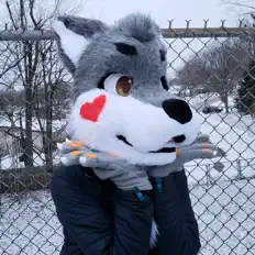 Dengarkan Kurro, tonton video musik, baca bio, lihat tanggal tur & lainnya!