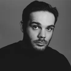 Escucha a David Vinder, mira vídeos musicales, lee la biografía, consulta fechas de giras y mucho más.