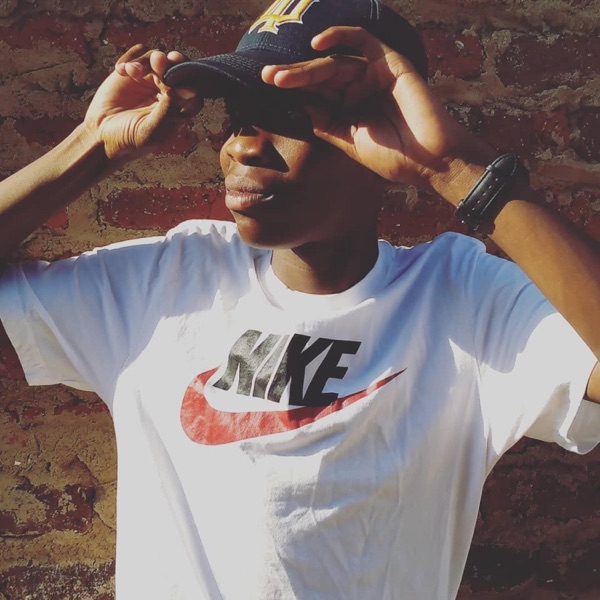 Grootman Lifestyle (feat. PHIDOS07)