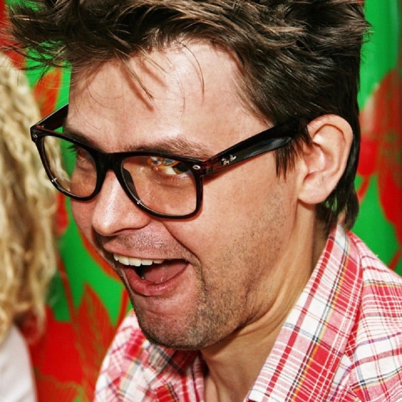 Yevhen Lokhmatov - Happy Cute & Playful