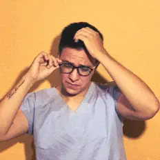 Ouve Dibry, vê vídeos de música, lê a biografia, vê as datas da digressão e muito mais!