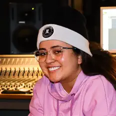 Listen to Hagda Kerolayne, watch music videos, read bio, see tour dates & more!