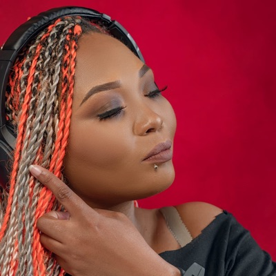 Listen to Nia Louw, watch music videos, read bio, see tour dates & more!