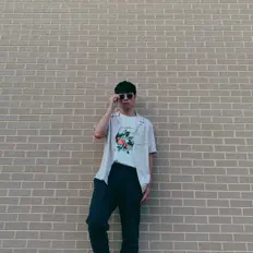 YAEGANG: песни, клипы, биография, даты выступлений и многое другое.