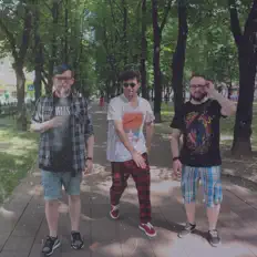 Écoutez вещивкартоннойкоробке, regardez des vidéoclips, lisez la biographie, consultez les dates de tournée et plus encore !