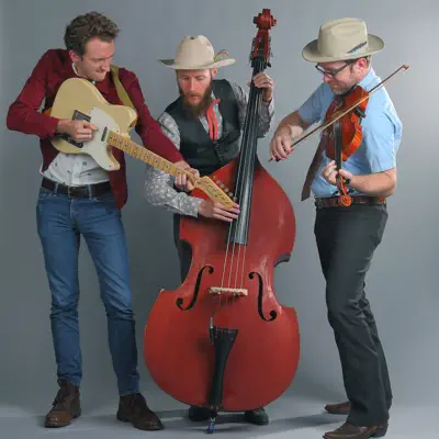Listen to Jomo and the Possum Posse, watch music videos, read bio, see tour dates & more!
