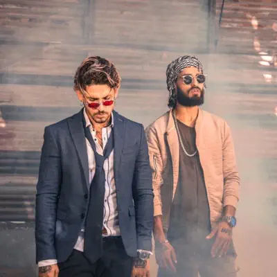 Listen to LÍO Y KING WHITE, watch music videos, read bio, see tour dates & more!