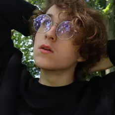 Ακούστε περιεχόμενο από NEW SELF, παρακολουθήστε μουσικά βίντεο, διαβάστε το βιογραφικό, δείτε ημερομηνίες περιοδείας, και πολλά ακόμη!