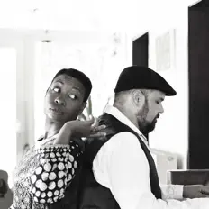 Dengarkan James & Black, tonton video musik, baca bio, lihat tanggal tur & lainnya!