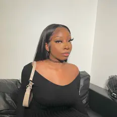 Escucha a Nya Wān, mira videos musicales, lee su biografía, consulta las fechas de las gira y más.