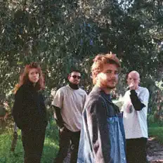 Posłuchaj wykonawcy Breakup Films, obejrzyj teledyski, przeczytaj biografię, zobacz daty tras koncertowych i nie tylko!