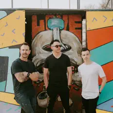 Écoutez Tailor and Tramp, regardez des vidéoclips, lisez la biographie, consultez les dates de tournée et plus encore !