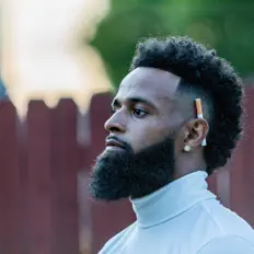 Escucha a Lul Cody, mira videos musicales, lee su biografía, consulta las fechas de las gira y más.