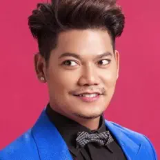 Escucha a ព្រាប សុវត្ថិ, mira vídeos musicales, lee la biografía, consulta fechas de giras y mucho más.