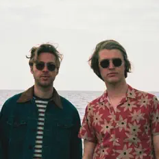 Escucha a Pett Level, mira videos musicales, lee su biografía, consulta las fechas de las gira y más.