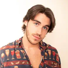 收听 Brendan Sutton、观看音乐视频、阅读小传、查看巡演日期等 ！