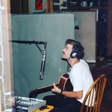 Ouça Austin Kinzer, assista a videoclipes, leia a biografia, veja as datas das turnês e mais!