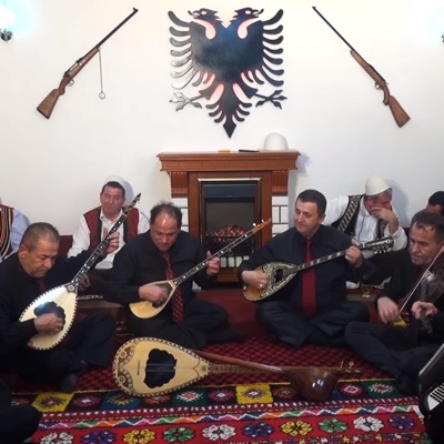 Vellezerit Gashi - Kenge per Uck ne