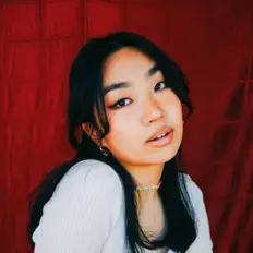 收听 JEN Z、观看音乐视频、阅读小传、查看巡演日期等 ！