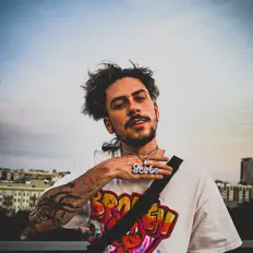 Ακούστε περιεχόμενο από Southside Scola, παρακολουθήστε μουσικά βίντεο, διαβάστε το βιογραφικό, δείτε ημερομηνίες περιοδείας, και πολλά ακόμη!