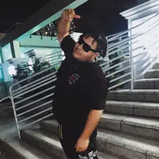 收听 Big Bryce、观看音乐视频、阅读小传、查看巡演日期等 ！