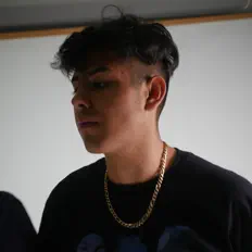 Kid Kaioken सुनें, म्यूज़िक वीडियो देखें, बायो पढ़ें, दौरे की तारीखें और बहुत कुछ देखें!