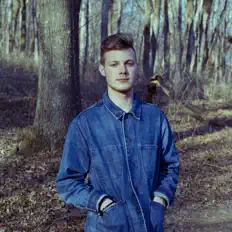 Dengarkan HUDSON, tonton video musik, baca bio, lihat tanggal tur & lainnya!