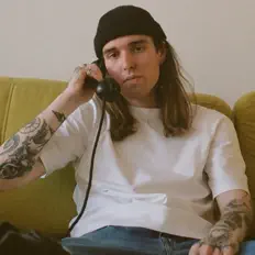 Leo Ros dinle, müzik videolarını izle, biyografisini oku, tur tarihlerini ve daha fazlasını gör!