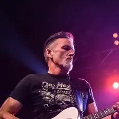 收听 James Lancaster、观看音乐视频、阅读小传、查看巡演日期等 ！