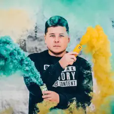 Escucha a Leshaesvan, mira vídeos musicales, lee la biografía, consulta fechas de giras y mucho más.