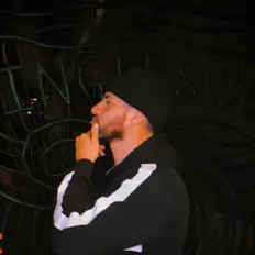 Ascolta Omar C, guarda video musicali, leggi la biografia, vedi le date del tour & altro!