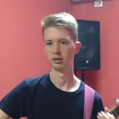 Noah Calivaを聴いたり、ミュージックビデオを鑑賞したり、経歴やツアー日程などを確認したりしましょう！