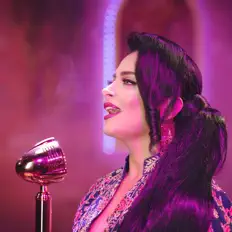 Escucha a Ramsha Shafa, mira videos musicales, lee su biografía, consulta las fechas de las gira y más.