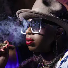 Posłuchaj wykonawcy The Nileram, obejrzyj teledyski, przeczytaj biografię, zobacz daty tras koncertowych i nie tylko!