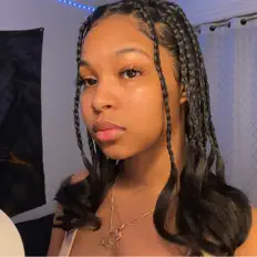 Gabrielaを聴いたり、ミュージックビデオを鑑賞したり、経歴やツアー日程などを確認したりしましょう！