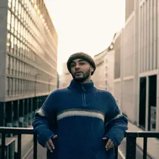 收听 FLN、观看音乐视频、阅读小传、查看巡演日期等 ！