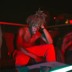 收听 IXAIÄ DON、观看音乐视频、阅读小传、查看巡演日期等 ！