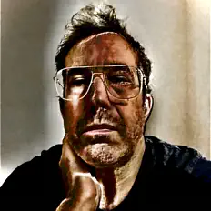 Poslechněte si interpreta JJ Appleton, sledujte hudební videa, přečtěte si životopis, podívejte se na data turné a další informace.