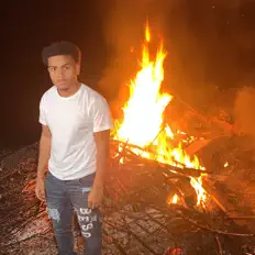 Dengarkan Noorskii, tonton video musik, baca bio, lihat tanggal tur & lainnya!