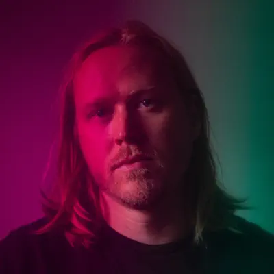 Listen to Ian Blackwood, watch music videos, read bio, see tour dates & more!