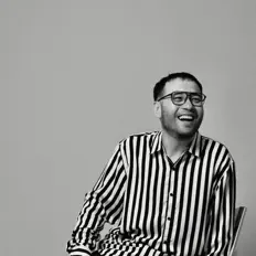 Poslechněte si interpreta DJ PUZA, sledujte hudební videa, přečtěte si životopis, podívejte se na data turné a další informace.