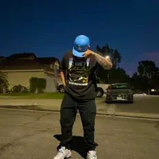 Dengarkan Reverend C, tonton video musik, baca bio, lihat tanggal tur & lainnya!