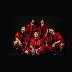 Ascolta ROACH, guarda video musicali, leggi la biografia, vedi le date del tour & altro!