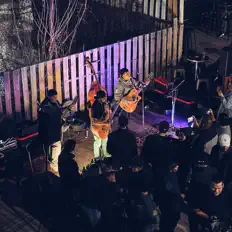 Los De ATX dinle, müzik videolarını izle, biyografisini oku, tur tarihlerini ve daha fazlasını gör!