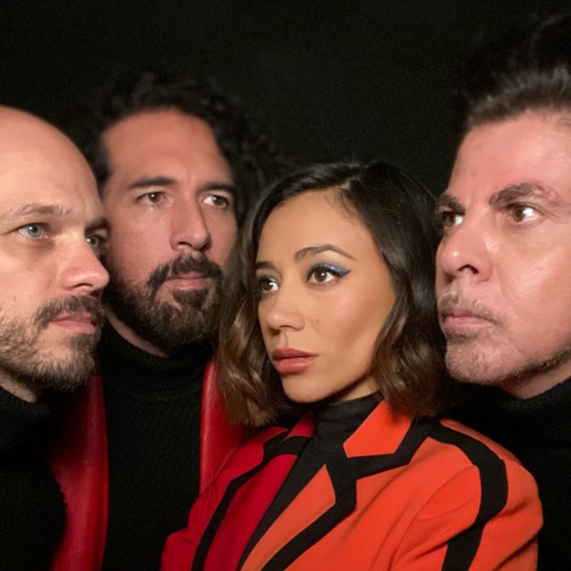 Playa Limbo - Un Gancho al Corazón