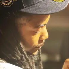 Ascolta Marleyy Gee, guarda video musicali, leggi la biografia, vedi le date del tour & altro!