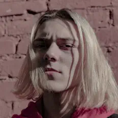 Escucha a Айрокс, mira videos musicales, lee su biografía, consulta las fechas de las gira y más.