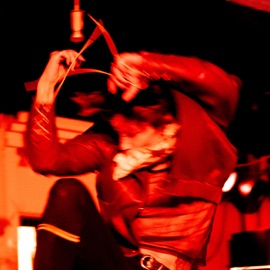 Street Gig (feat. Black Petrol) sorane