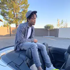 Rich Nephを聴いたり、ミュージックビデオを鑑賞したり、経歴やツアー日程などを確認したりしましょう！